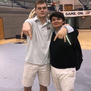 Meet your Posher, Cole